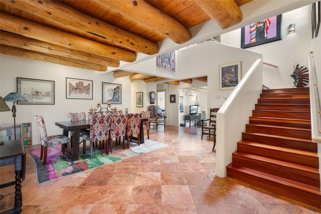 70 La Ventana Drive, Santa Fe, NM 87508