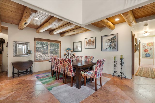70 La Ventana Drive, Santa Fe, NM 87508