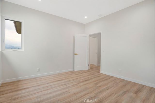 12515 Haleh Ln, Sylmar, CA 91342