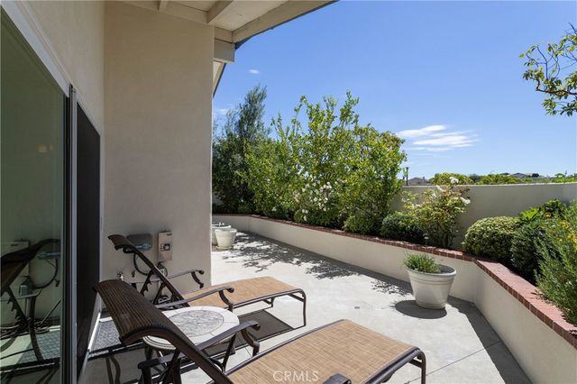2 Shoal Drive, Corona Del Mar, CA 92625