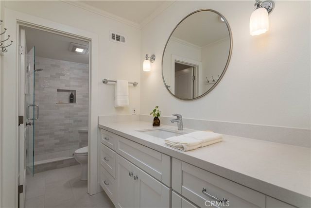 2 Shoal Drive, Corona Del Mar, CA 92625