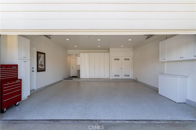2 Shoal Drive, Corona Del Mar, CA 92625