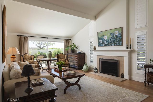 2 Shoal Drive, Corona Del Mar, CA 92625