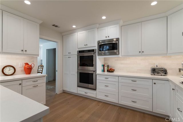 2 Shoal Drive, Corona Del Mar, CA 92625