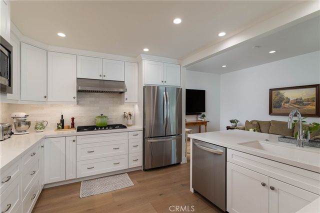2 Shoal Drive, Corona Del Mar, CA 92625