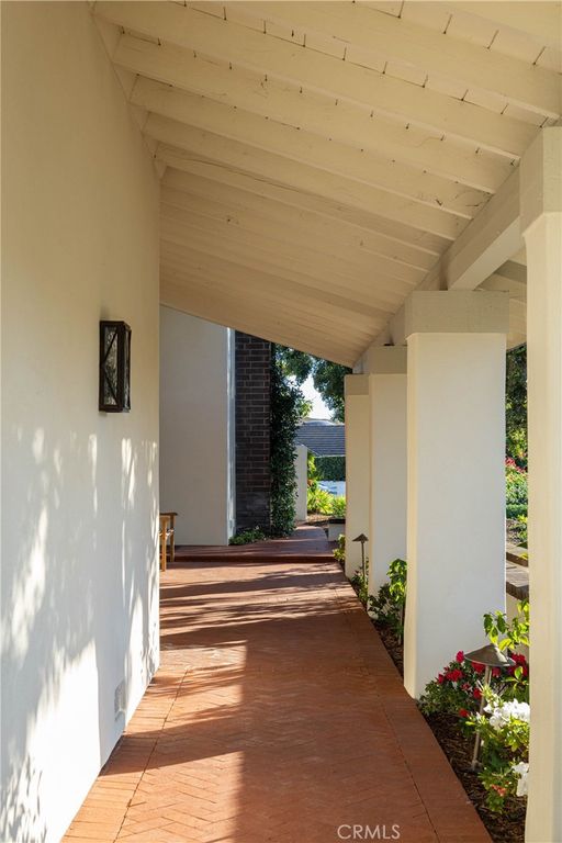 2 Shoal Drive, Corona Del Mar, CA 92625 — photo 2