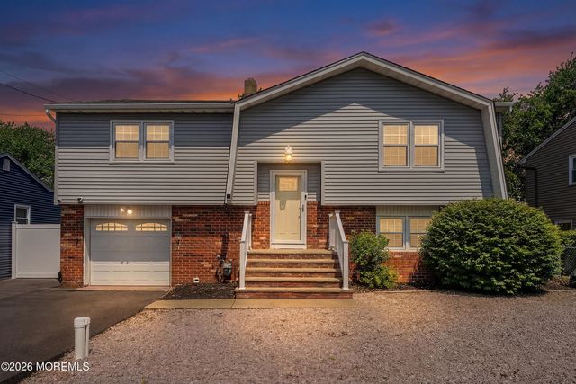 3148 Oceanic Drive, Toms River, NJ 08753