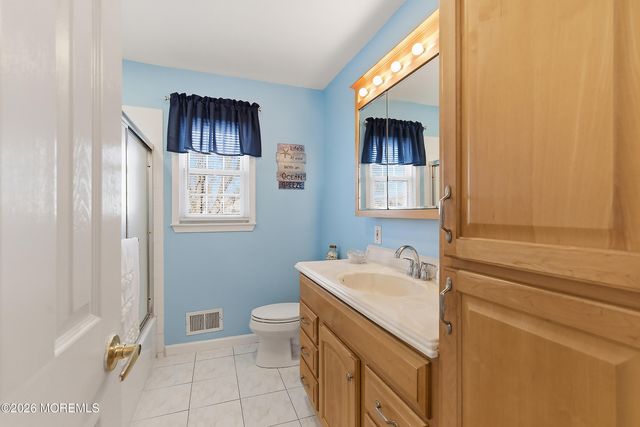 3148 Oceanic Drive, Toms River, NJ 08753