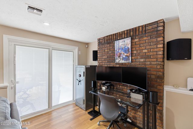 3148 Oceanic Drive, Toms River, NJ 08753