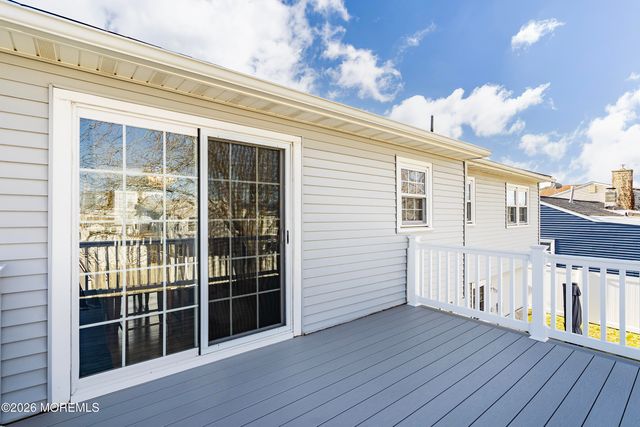 3148 Oceanic Drive, Toms River, NJ 08753