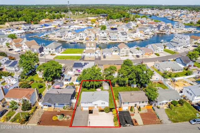 3148 Oceanic Drive, Toms River, NJ 08753