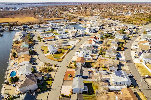 3148 Oceanic Drive, Toms River, NJ 08753