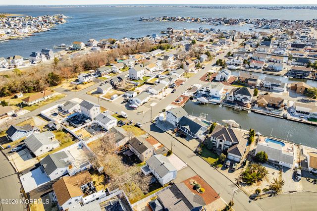 3148 Oceanic Drive, Toms River, NJ 08753