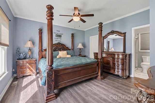 5010 Ardenwoods Drive, Charlotte, NC 28215
