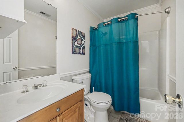 5010 Ardenwoods Drive, Charlotte, NC 28215
