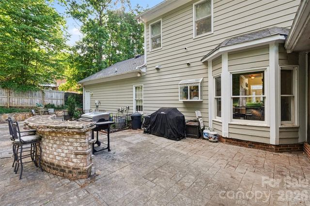 5010 Ardenwoods Drive, Charlotte, NC 28215