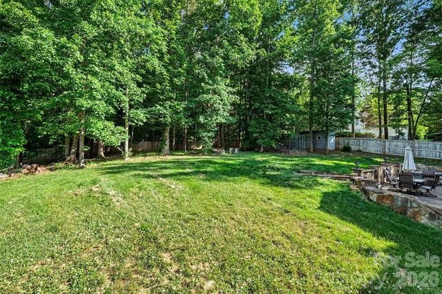 5010 Ardenwoods Drive, Charlotte, NC 28215