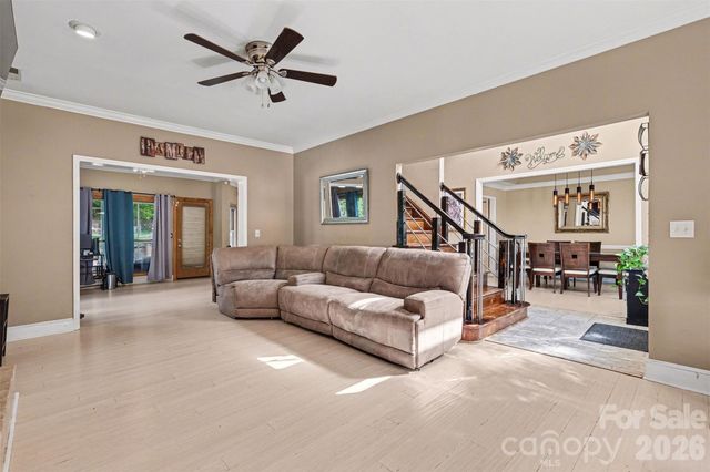 5010 Ardenwoods Drive, Charlotte, NC 28215