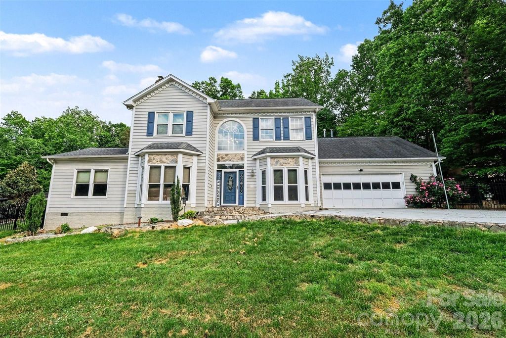 5010 Ardenwoods Drive, Charlotte, NC 28215