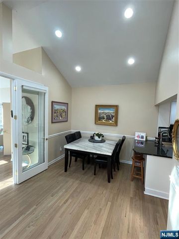 526 Rutland Avenue, Teaneck, NJ 07666