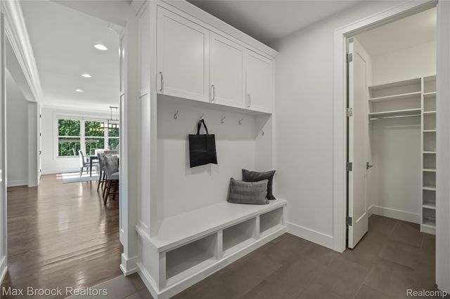 1180 Manchester Road, Birmingham, MI 48009