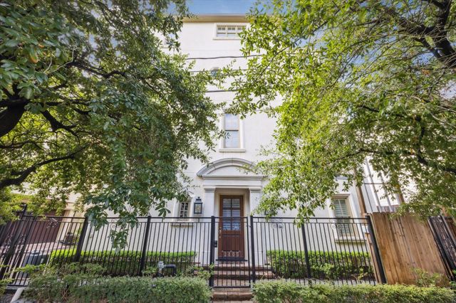 2405 Richton Street, Houston, TX 77098