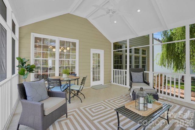 10721 Jordan Rae Lane, Charlotte, NC 28277