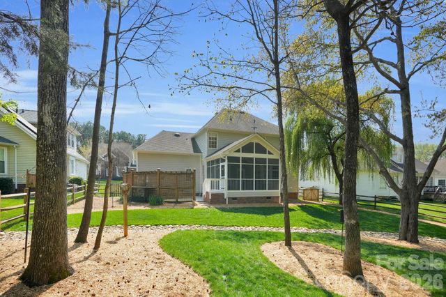 10721 Jordan Rae Lane, Charlotte, NC 28277