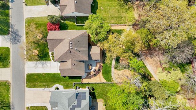 10721 Jordan Rae Lane, Charlotte, NC 28277