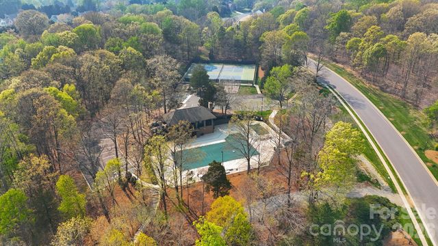 10721 Jordan Rae Lane, Charlotte, NC 28277