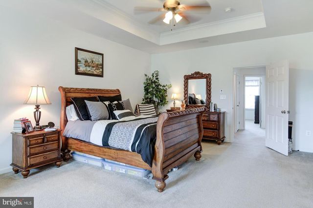 32 HUNTING CREEK LN, Stafford, VA 22556