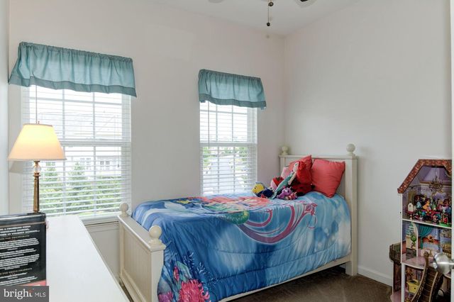 32 HUNTING CREEK LN, Stafford, VA 22556