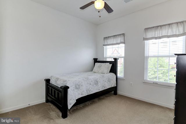 32 HUNTING CREEK LN, Stafford, VA 22556