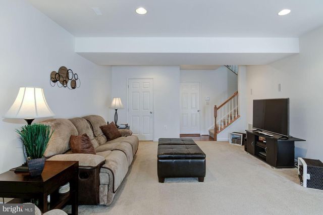 32 HUNTING CREEK LN, Stafford, VA 22556