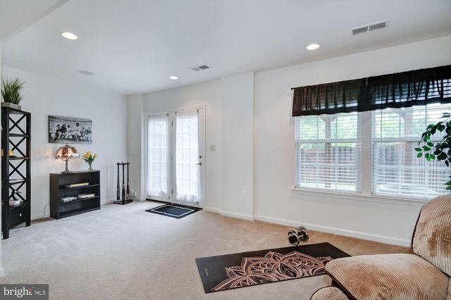 32 HUNTING CREEK LN, Stafford, VA 22556