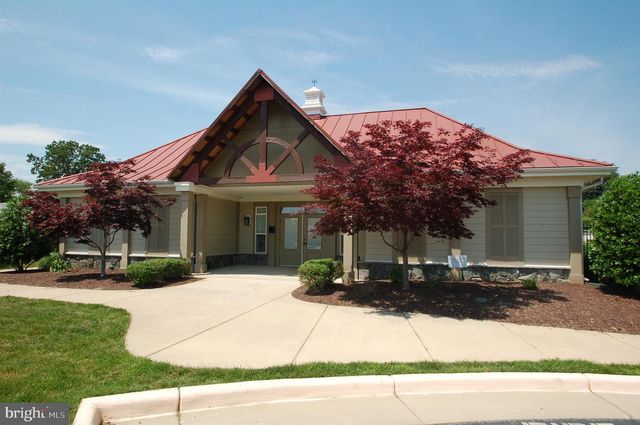 32 HUNTING CREEK LN, Stafford, VA 22556