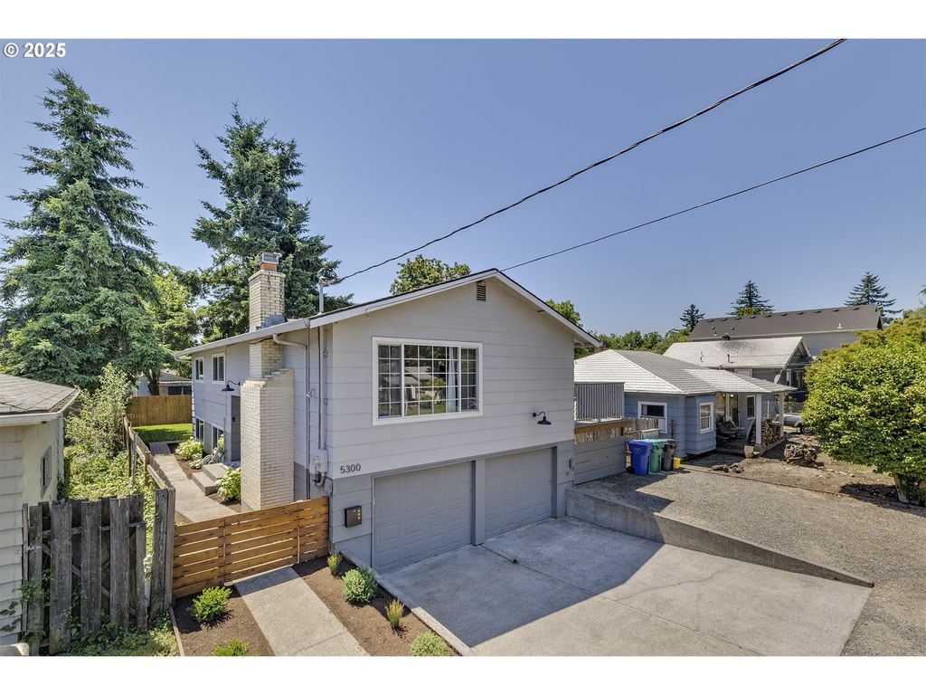 5300 Se HENDERSON St, Portland, OR 97206