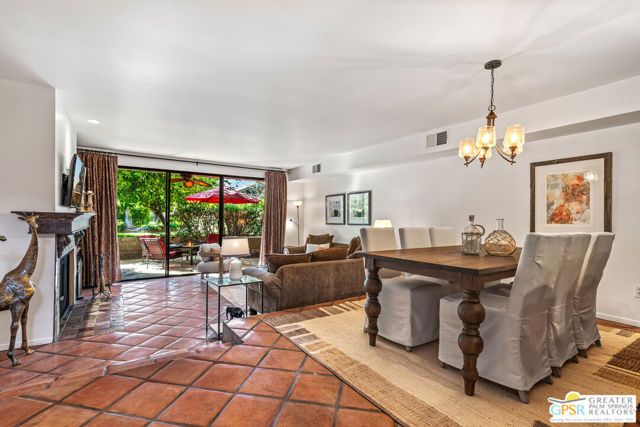 215 Calle Bravo, Palm Springs, CA 92264