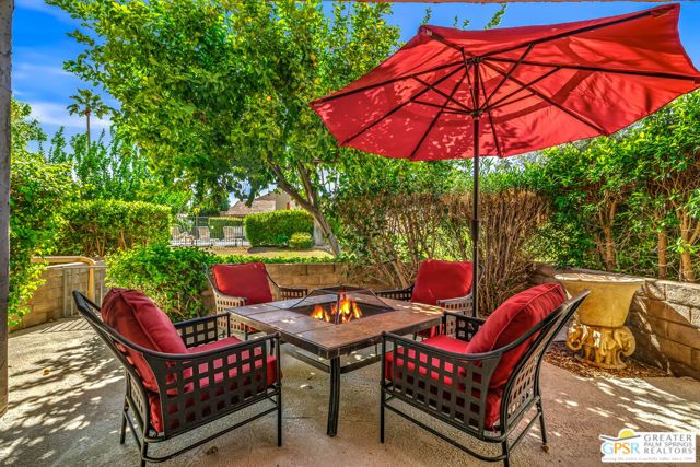 215 Calle Bravo, Palm Springs, CA 92264