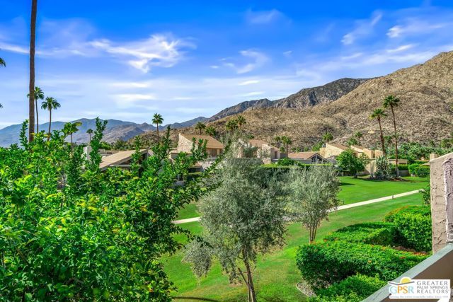 215 Calle Bravo, Palm Springs, CA 92264