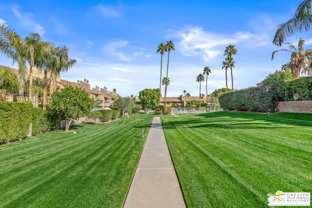 215 Calle Bravo, Palm Springs, CA 92264