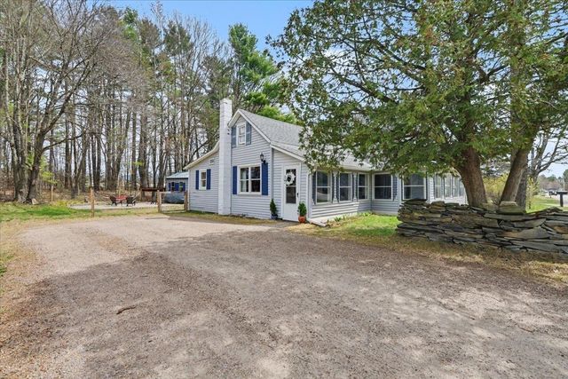 185 Sand Hill Road, Essex, VT 05452