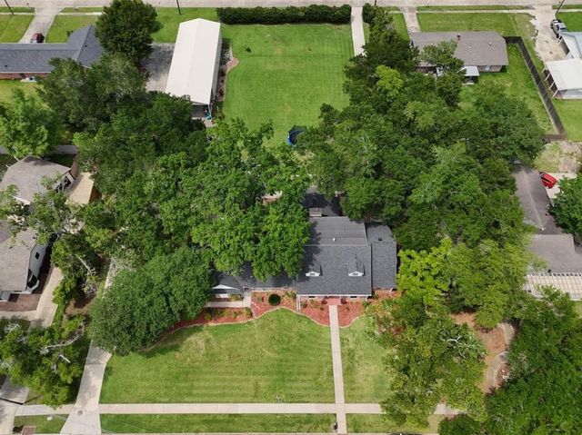 1218 Bernadette Drive, Sulphur, LA 70663