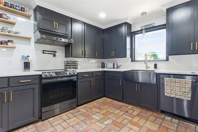 1218 Bernadette Drive, Sulphur, LA 70663