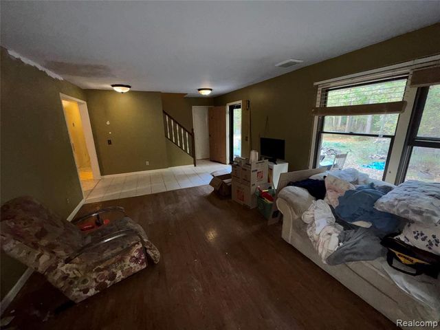 2627 Logging Trail Trail, Brighton, MI 48114