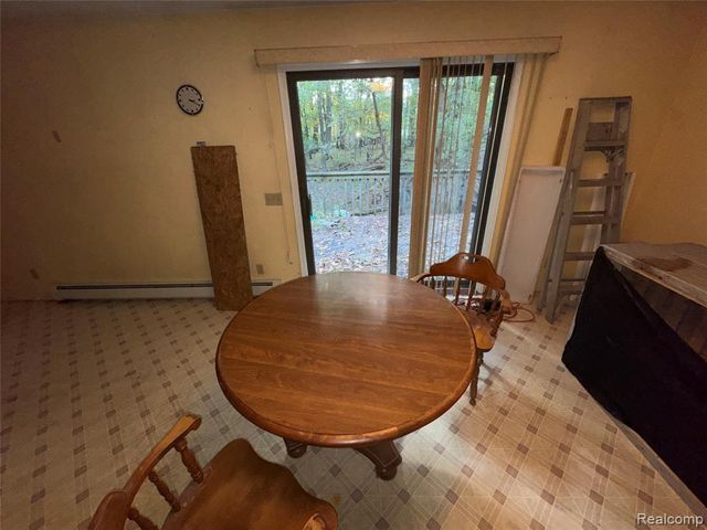 2627 Logging Trail Trail, Brighton, MI 48114