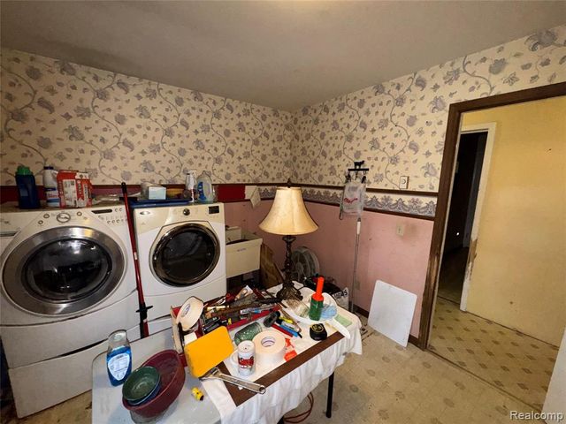 2627 Logging Trail Trail, Brighton, MI 48114