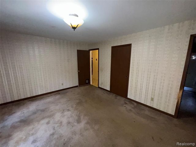 2627 Logging Trail Trail, Brighton, MI 48114