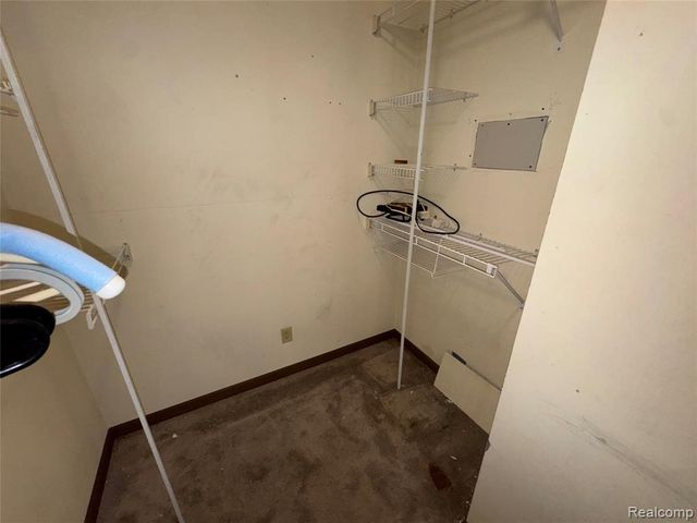 2627 Logging Trail Trail, Brighton, MI 48114