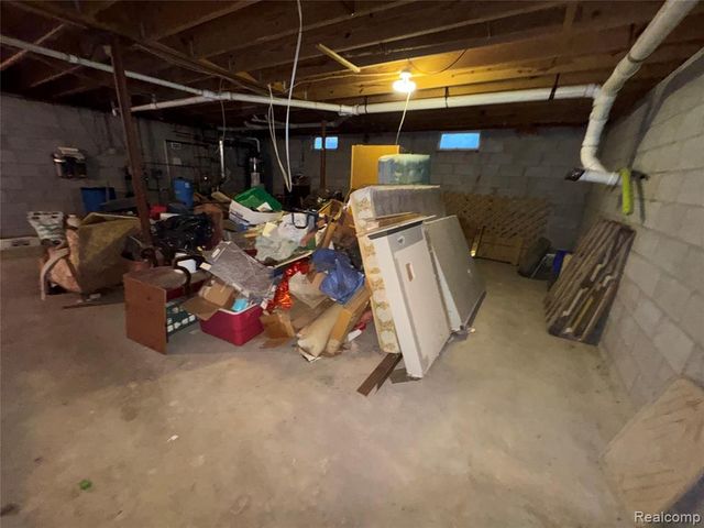 2627 Logging Trail Trail, Brighton, MI 48114